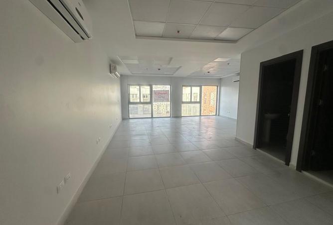 8243209 - Property Image 3