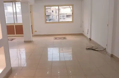 شقة - 2 غرف نوم - 2 حمامات للايجار في شارع نبيل الوقاد - ارض الجولف - مصر الجديدة - القاهرة