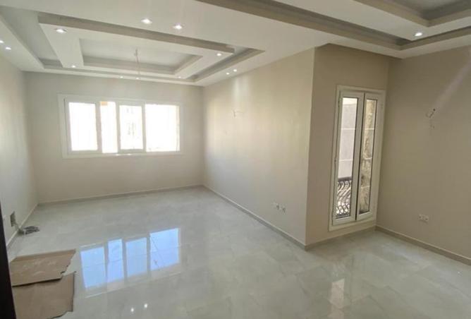 7943231 - Property Image 2