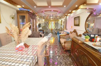Apartment - 3 Bedrooms - 1 Bathroom for sale in Al Rasafa St. - Moharam Bek - Hay Wasat - Alexandria