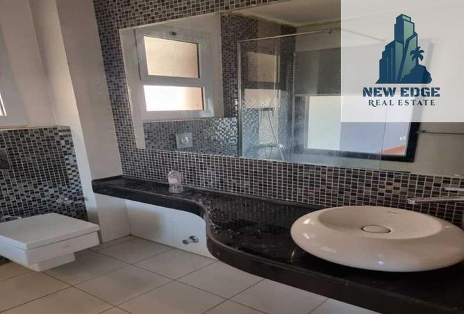 8104033 - Property Image 2