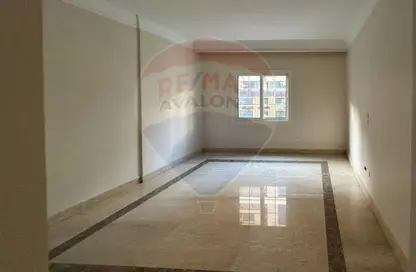 Apartment - 3 Bedrooms - 2 Bathrooms for rent in Roushdy - Hay Sharq - Alexandria