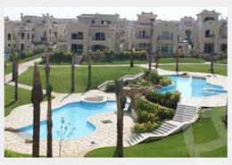 فيلا - 4 غرف نوم - 4 حمامات for للبيع in الباتيو 5 ايست - الباتيو - كمبوندات الشروق - مدينة الشروق - القاهرة