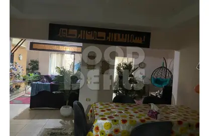 شقة - 4 غرف نوم - 3 حمامات للبيع في شارع أحمد فهيم بيومي - ميدان تريومف - النزهة - القاهرة