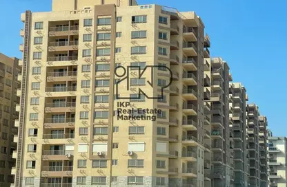 Apartment - 3 Bedrooms - 2 Bathrooms for sale in Tijan - Zahraa El Maadi - Hay El Maadi - Cairo