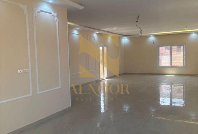 8022290 - Property Image 3