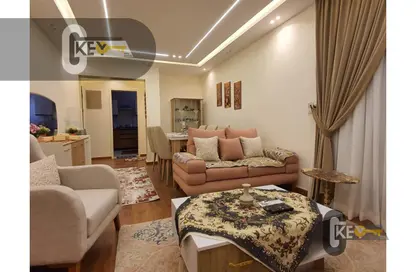 شقة - 2 غرف نوم - 2 حمامات للايجار في شارع ام كلثوم - الرحاب المرحلة الثالثة - الرحاب - مدينة القاهرة الجديدة - القاهرة