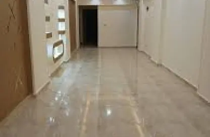 Apartment - 3 Bedrooms - 2 Bathrooms for sale in Al Mansoura - Al Daqahlya