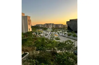 Apartment - 2 Bedrooms - 3 Bathrooms for sale in Eastown - 5th Settlement Compounds - The 5th Settlement - New Cairo City - Cairo