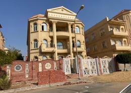 Villa - 8 bedrooms - 8 bathrooms for للبيع in Street 102 - West Somid - 6 October City - Giza