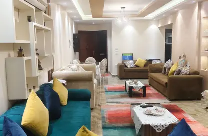 شقة - 3 غرف نوم - 3 حمامات للايجار في وان قطامية - كمبوندات القطامية - القطامية - مدينة القاهرة الجديدة - القاهرة