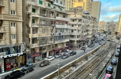 Apartment - 3 Bedrooms - 3 Bathrooms for sale in Abdel Salam Aref St. - Laurent - Hay Sharq - Alexandria