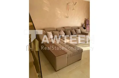 فيلا - 4 غرف نوم - 3 حمامات للايجار في زهرة التجمع - المستثمرين الشمالية - مدينة القاهرة الجديدة - القاهرة