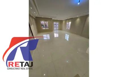 Apartment - 3 Bedrooms - 2 Bathrooms for rent in Okba Ibn Nafaa St. - Al Narges 6 - Al Narges - New Cairo City - Cairo