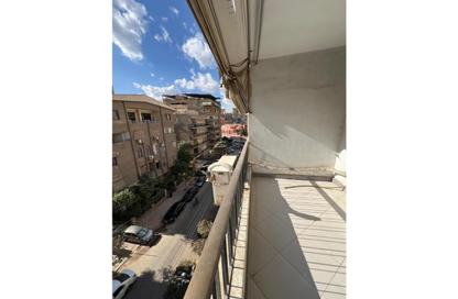 Apartment - 4 Bedrooms - 1 Bathroom for sale in Omar Bakir St. - Saint Fatima Square - El Nozha - Cairo