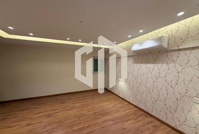 8305382 - Property Image 3