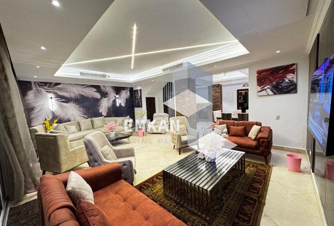 8401658 - Property Image 2