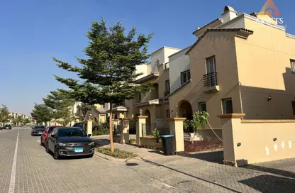 Twin House - 3 Bedrooms - 4 Bathrooms for sale in Eleva - Uptown Cairo - Mokattam - Cairo