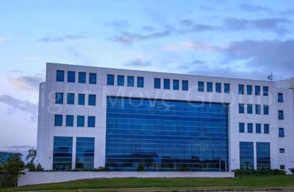 Office Space - Studio - 3 Bathrooms for sale in Smart Village - Cairo Alexandria Desert Road - 6 October City - Giza