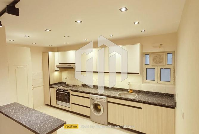 8389739 - Property Image 3