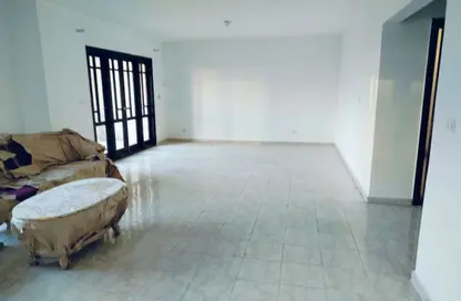 شقة - 3 غرف نوم - 2 حمامات للايجار في شارع ابن الهيثم - الرحاب المرحلة الخامسة - الرحاب - مدينة القاهرة الجديدة - القاهرة