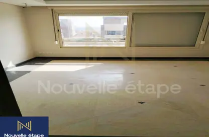 دوبلكس - 3 غرف نوم - 4 حمامات للايجار في نيو جيزة - طريق مصر اسكندرية الصحراوي - مدينة 6 أكتوبر - الجيزة