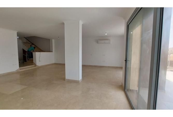 8399204 - Property Image 2