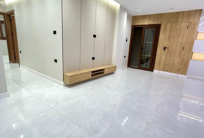 8205899 - Property Main Image