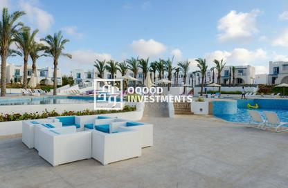 Chalet - 2 Bedrooms - 2 Bathrooms for sale in Mountain View - Ras Al Hekma - North Coast