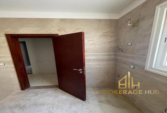 8020256 - صورة العقار 2