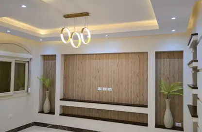 فيلا - 3 غرف نوم - 2 حمامات للبيع في السياحية 1 - حدائق اكتوبر - مدينة 6 أكتوبر - الجيزة