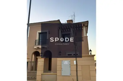 Townhouse - 3 Bedrooms - 4 Bathrooms for sale in City Gate - 5th Settlement Compounds - The 5th Settlement - New Cairo City - Cairo Townhouse - 3 Bedrooms - 4 Bathrooms for sale in City Gate - 5th Settlement Compounds - The 5th Settlement - New Cairo City - Cairo