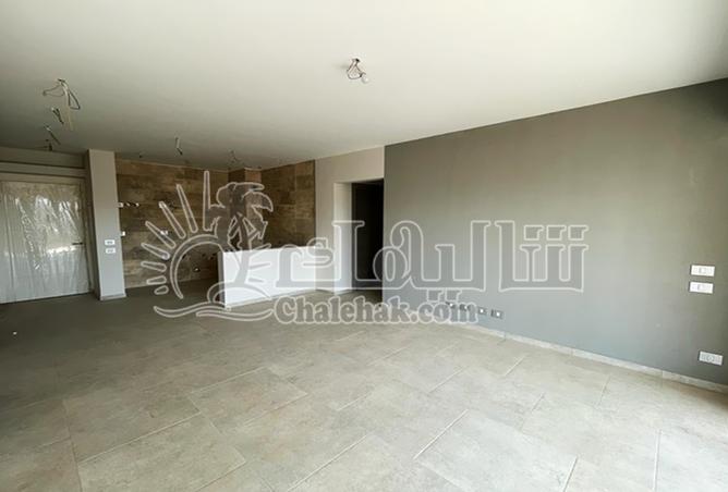 8200930 - Property Image 2