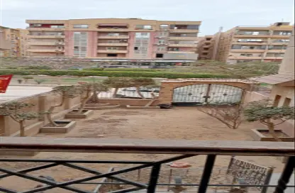 Apartment - 3 Bedrooms - 2 Bathrooms for sale in Gate 1 - Khofo - Hadayek El Ahram - Giza