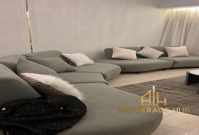 8222968 - Property Image 3