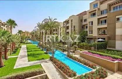 Apartment - 3 Bedrooms - 3 Bathrooms for sale in Swan Lake Residence - 5th Settlement Compounds - The 5th Settlement - New Cairo City - Cairo