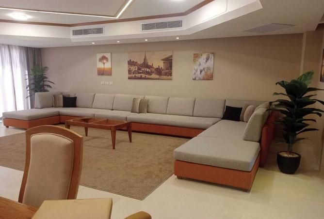 8105140 - Property Image 2