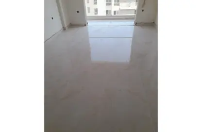 Apartment - 3 Bedrooms - 3 Bathrooms for sale in Mountain View iCity - 5th Settlement Compounds - The 5th Settlement - New Cairo City - Cairo