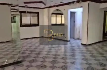 Office Space - Studio - 3 Bathrooms for rent in Abbas Al Akkad St. - 1st Zone - Nasr City - Cairo