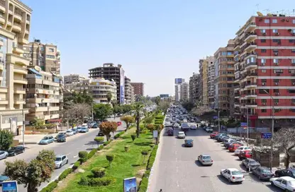 Apartment - 4 Bedrooms - 2 Bathrooms for sale in Nasr City - Cairo