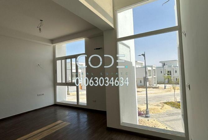 8215853 - Property Image 2