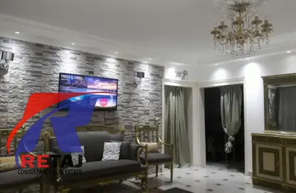 Apartment - 4 Bedrooms - 1 Bathroom for rent in Nagaty Serag St. - 8th Zone - Nasr City - Cairo