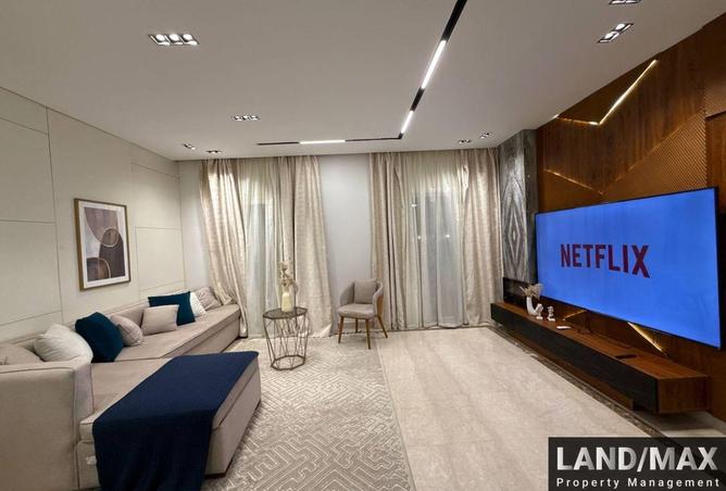 8421077 - Property Image 3