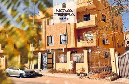 شقة - 3 غرف نوم - 2 حمامات للبيع في لازورد - الحي الثامن - الشيخ زايد - الجيزة