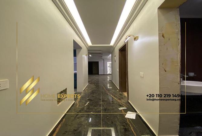 8233474 - Property Image 3