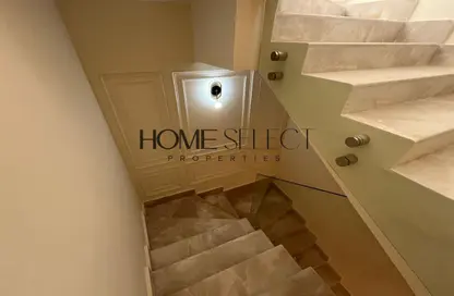 Townhouse - 5 Bedrooms - 6 Bathrooms for sale in Westown - Sheikh Zayed Compounds - Sheikh Zayed City - Giza
