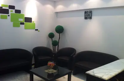 عيادة - استوديو للايجار في طريق السويس - مدينة القاهرة الجديدة - القاهرة