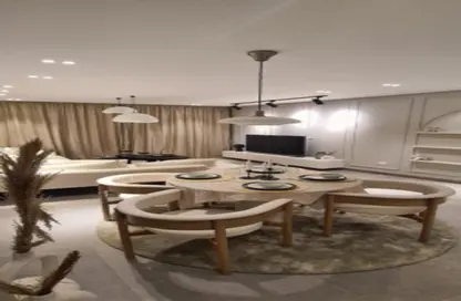 Apartment - 3 Bedrooms - 3 Bathrooms for sale in Village West - Sheikh Zayed Compounds - Sheikh Zayed City - Giza