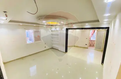 شقة - 3 غرف نوم - 2 حمامات للبيع في سيدي بشر - حي اول المنتزة - الاسكندرية