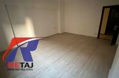 Apartment - 3 Bedrooms - 3 Bathrooms for rent in Al Narges 1 - Al Narges - New Cairo City - Cairo